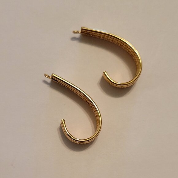 **SOLD**14K Solid Yellow Gold Vintage Filigree J Hoop Earring Jackets - Picture 2 of 8